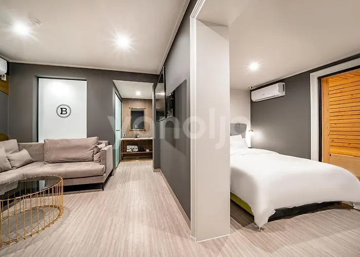 Browndot Hwamyeong Hotel *