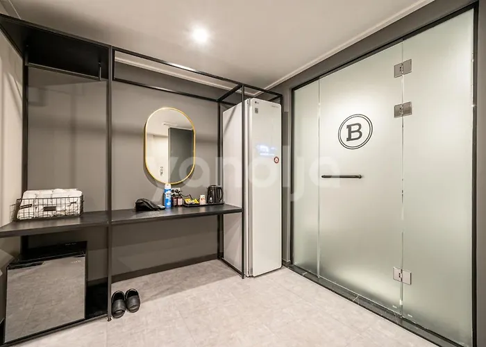 Browndot Hwamyeong Hotel