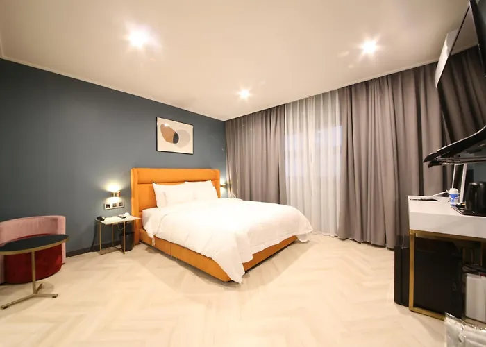 Browndot Hwamyeong Hotel